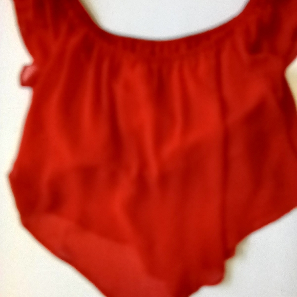 Express Red Flowy Crop Top Blouse. Juniors Small. - Picture 8 of 11